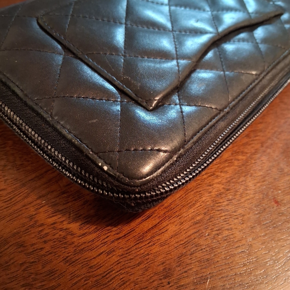 Chanel Black Quilted Wallet - Picture 8 of 16
